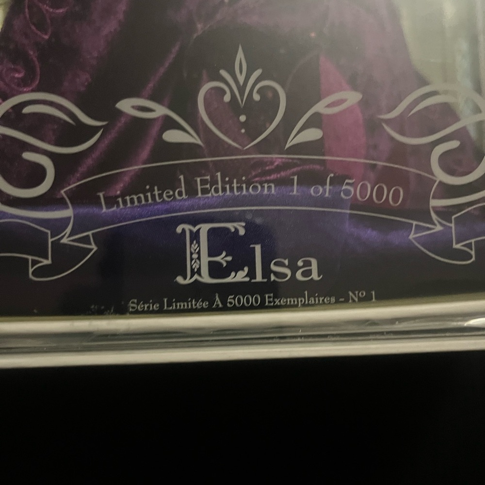 Disney Elsa Limited Edition Doll - - Picture 6 of 12